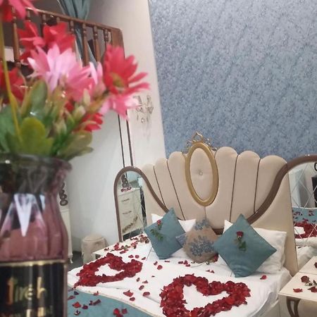 Mariam Hotel Тбилиси Екстериор снимка