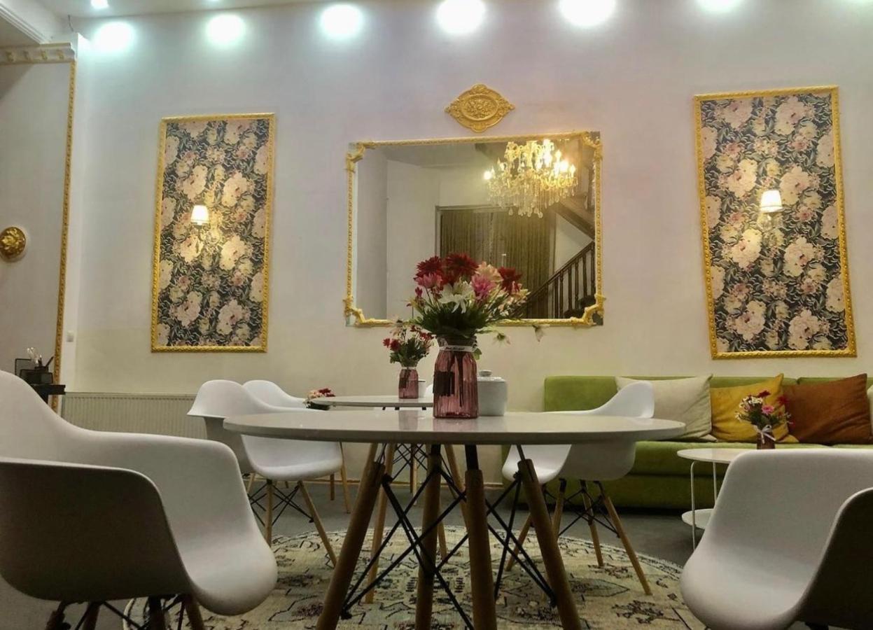 Mariam Hotel Тбилиси Екстериор снимка